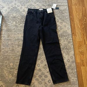 NWT black Abercrombie 90’s straight jean
